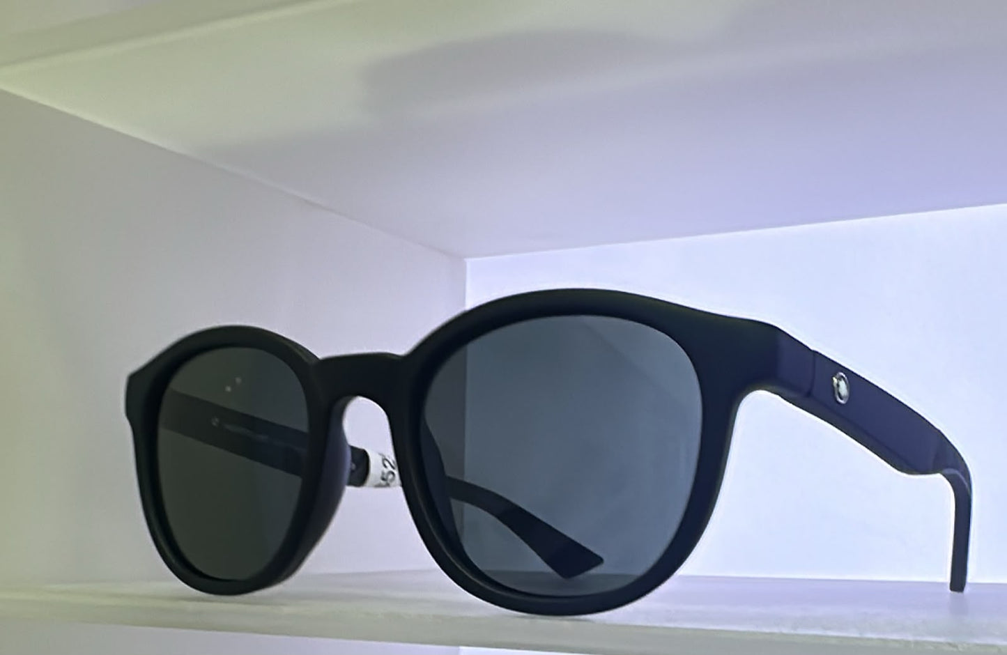 Mont Blanc MB — Round Matte Black Classic Executive. Para Hombre